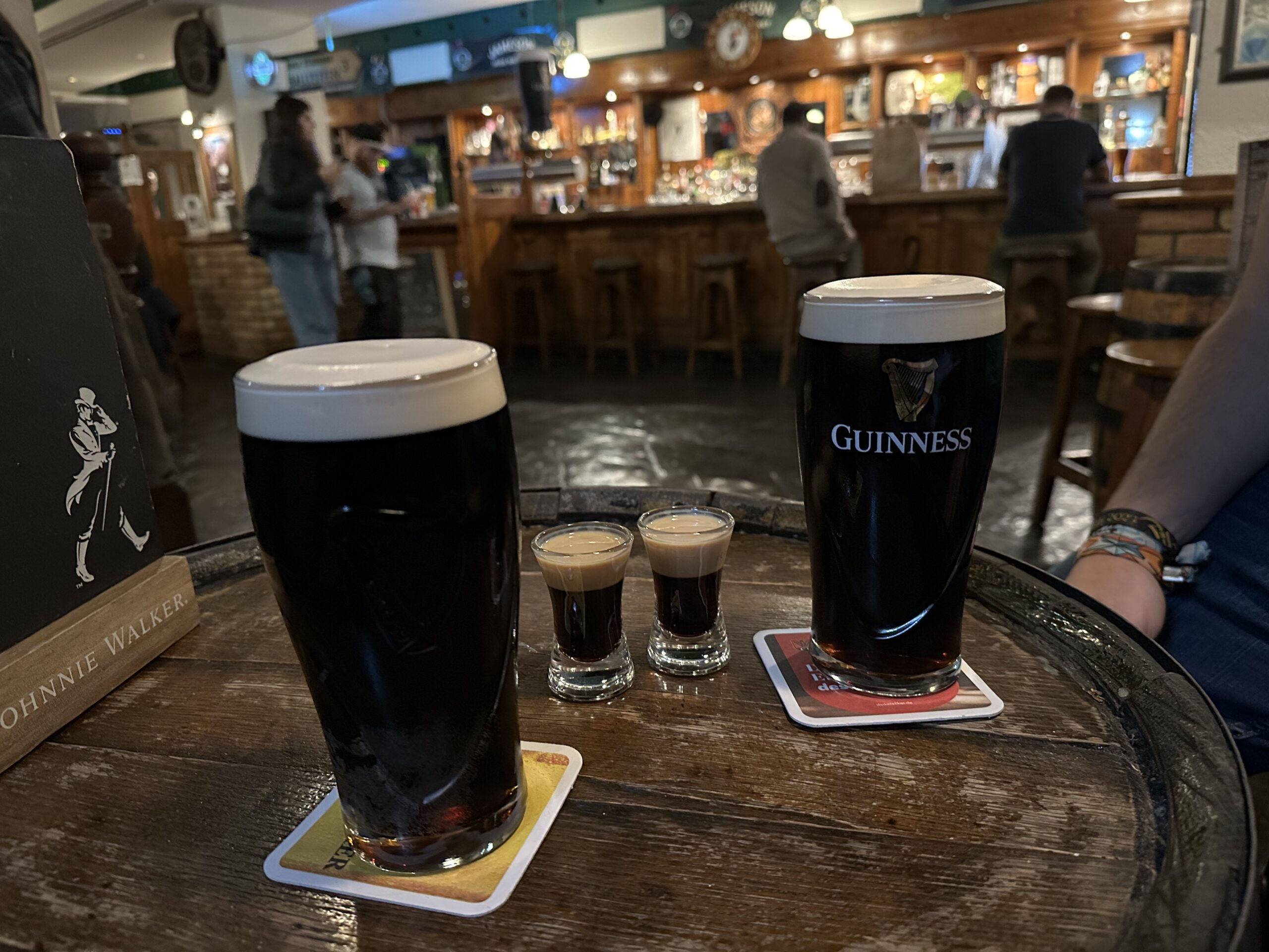 Biddy Earlys Irish Pub Stuttgart | Guinness und Baby Guinness